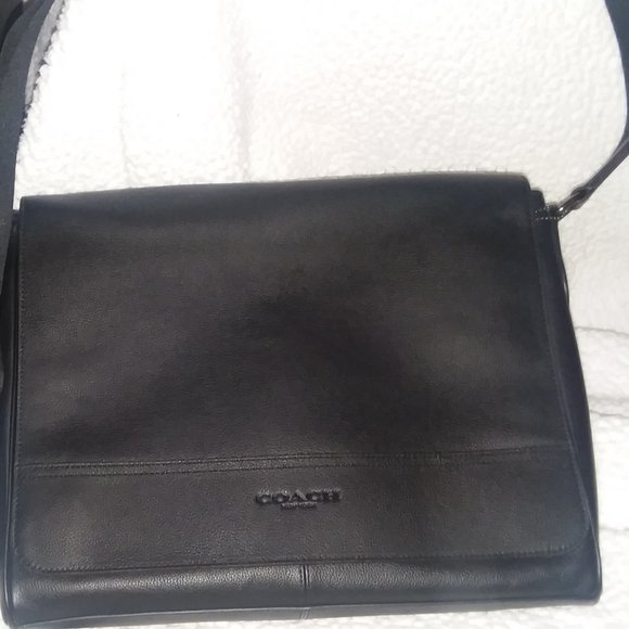 coach laptop purse